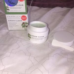 New!!! Farmacy Green Clean